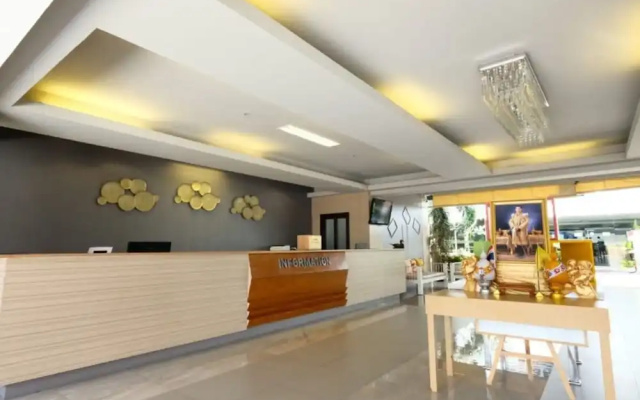 Jomtien Plaza
