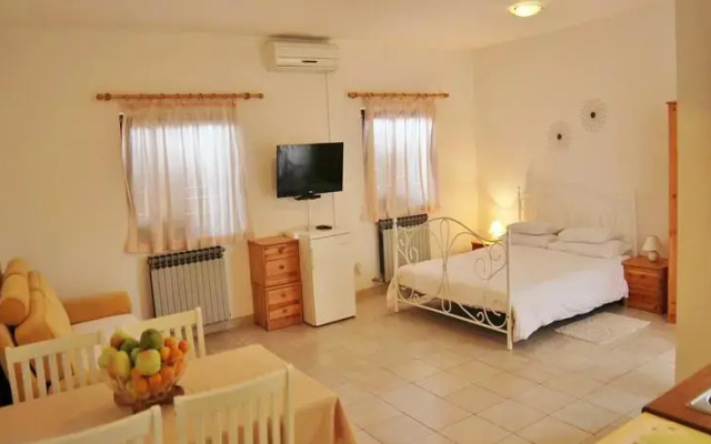 Apartments Aida 324