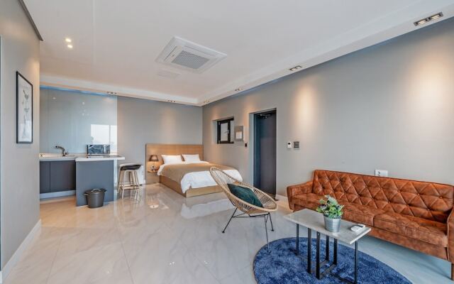 Namhae Lounge 32 Resort A