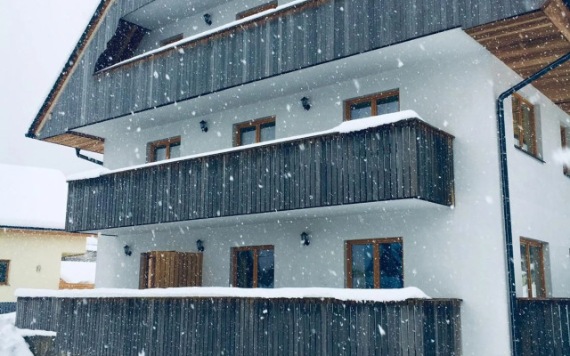 Vall’s apartment- by ski slopes