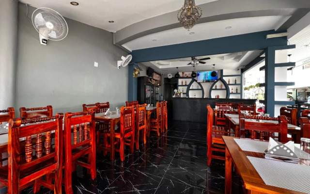 Heaven House Restro & Bar