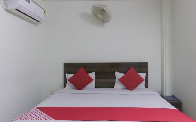 Oyo 4472 Hotel Chandra Deep