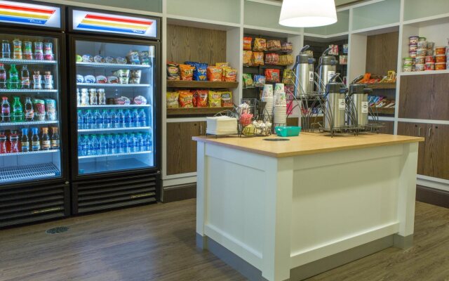 Holiday Inn Bloomington-Airport by IHG