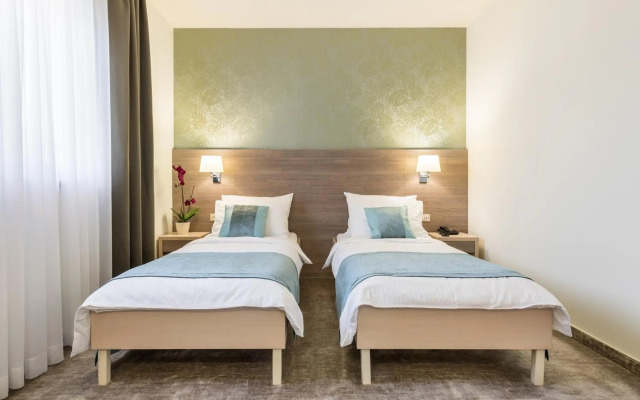 Hotel Mondo