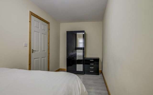 2 Bed, Luxury Apt4 Throstles