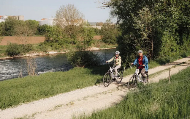 Landgasthof & Land-gut-Hotel Zur Rose