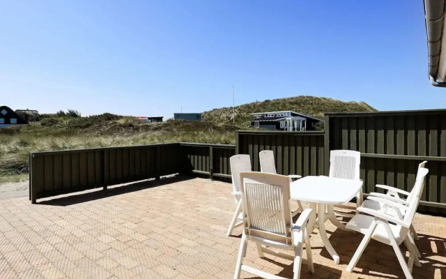 6 Person Holiday Home in Ringkobing