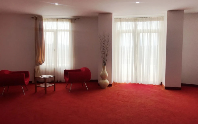 Chateau Linza Resort