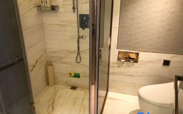 Wuwei Business Hotel