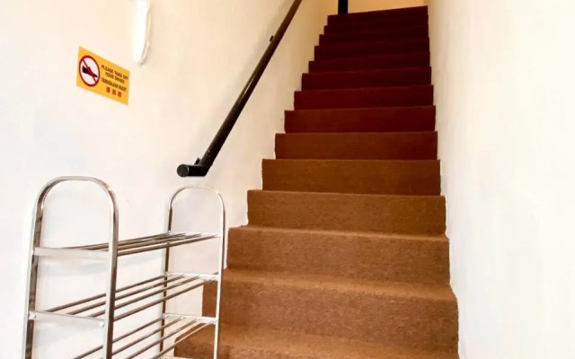 comfy 3-bedrooms with family karaoke Max-10pax