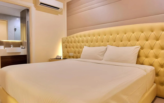 Ritzton Hotel