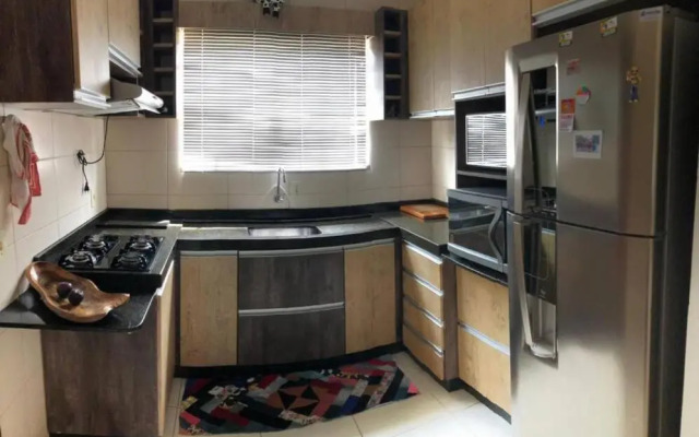 Bombinhas Bombas - Casa 10 Pax - Cod 268