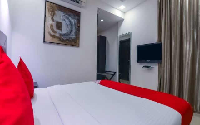 Capital O 1710 Hotel The Supreme