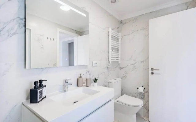 Seaside Modern Flat II at Cascais