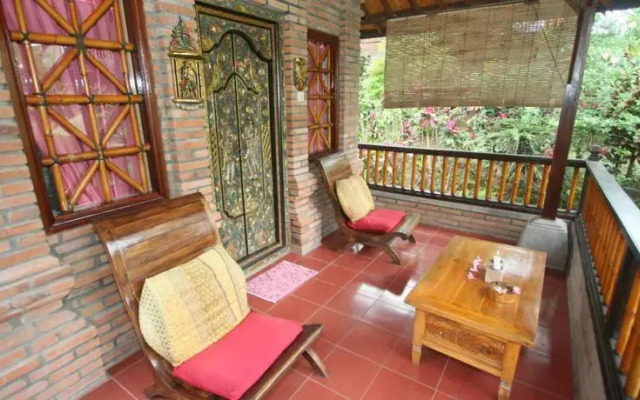 Tiing Gading Bungalows