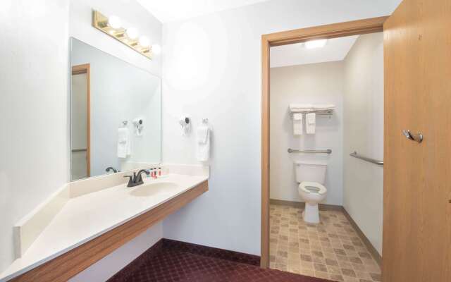 Travelodge by Wyndham Spearfish