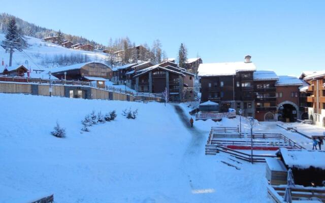 Appartement La Plagne, 1 pièce, 4 personnes - FR-1-353-13