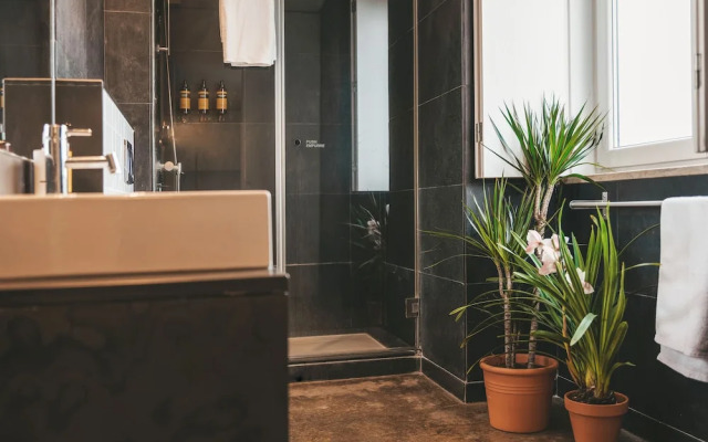 STAY&CO Lisbon Santa Apolonia