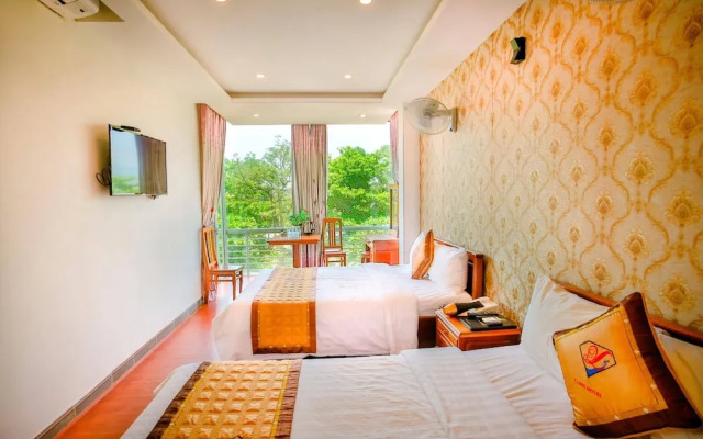 Y Linh Hotel