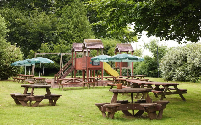 Hunters Hall Tetbury by Greene King Inns