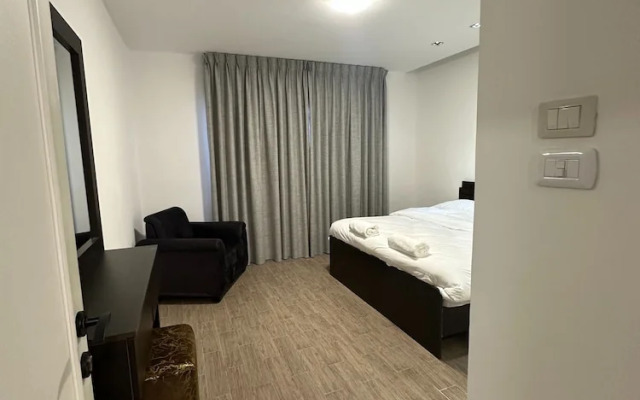 Charming Amman Apartment at Center