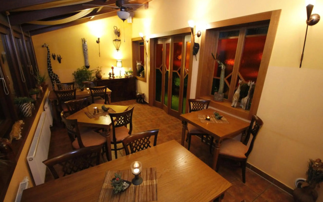 Max Inn Hotel