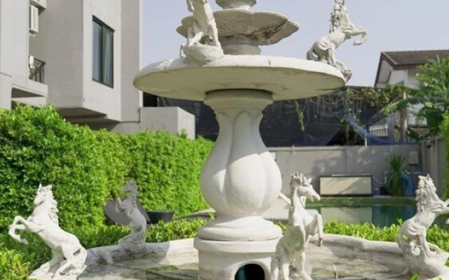 RoomQuest Bangkok Sukhumvit 107