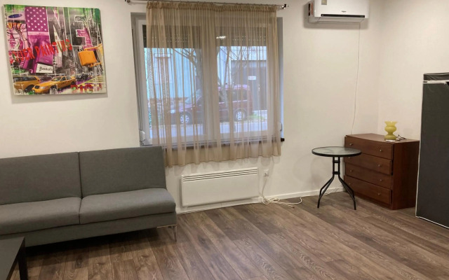 Roland Apartment Zuglo 2