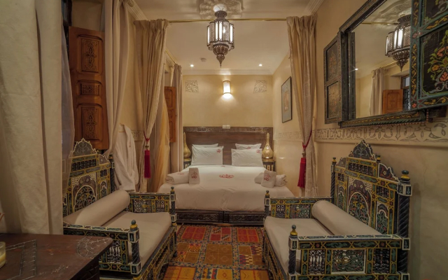 Riad Ikalimo 1