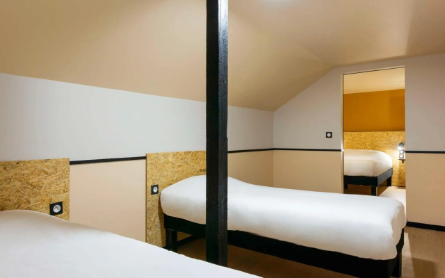 greet Hotel Villeneuve La Garenne