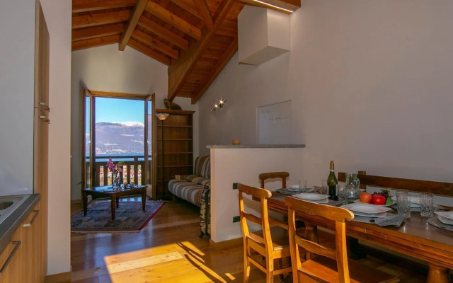 Il Lago Blu Loft With Pool