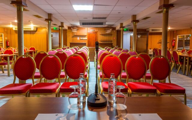 Grand Jules Boat Hotel Budapest