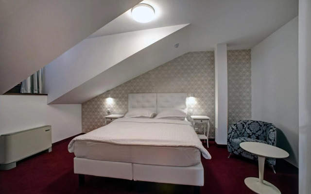 Hotel Skradinski Buk