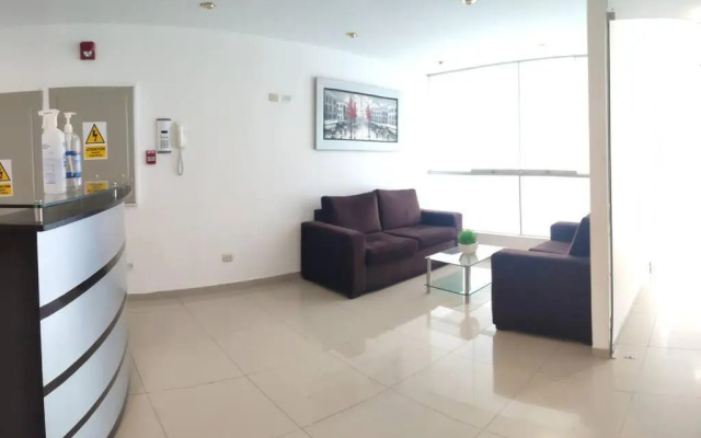 Dpto entero, 2do piso, ascensor, jacuzzi y cochera