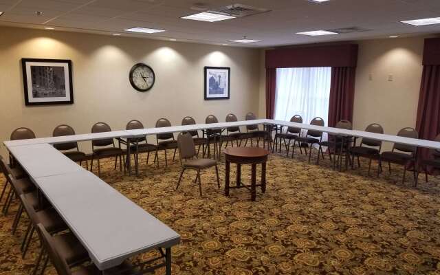 Country Inn & Suites by Radisson, Knoxville at Cedar Bluff, TN