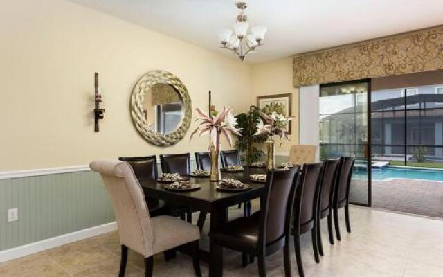 Champions Gate - Eight Bedroom Villa - CG008