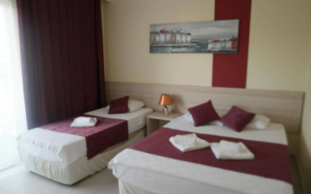 As Queen Beach Hotel
