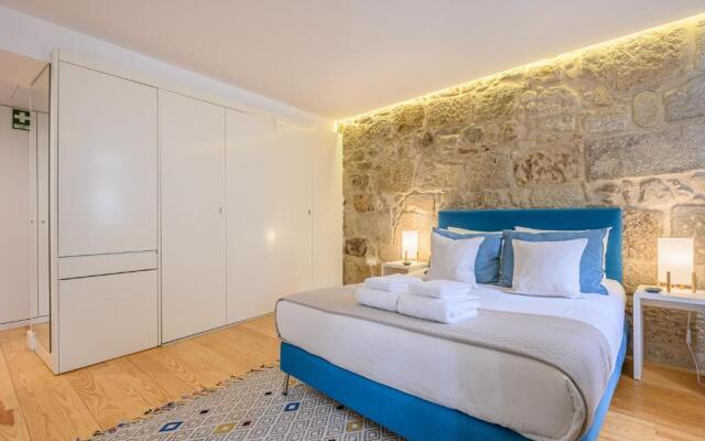 PWHC Miragaia Apartments