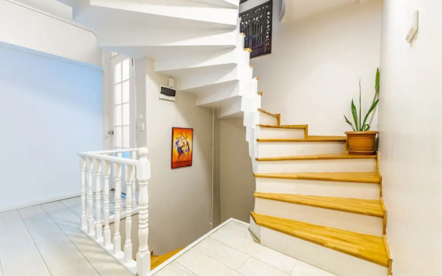 Sleek Flat Close to Osmanbey Metro Station
