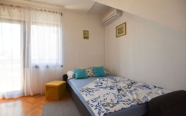 Room Vesna