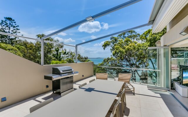 Little Cove Court