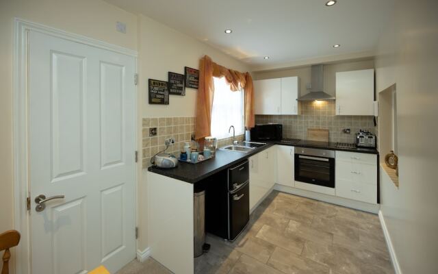Central Quiet and Cosy St Helier Flat