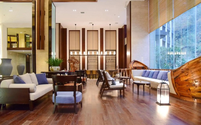 Kande Grand Land Hotel