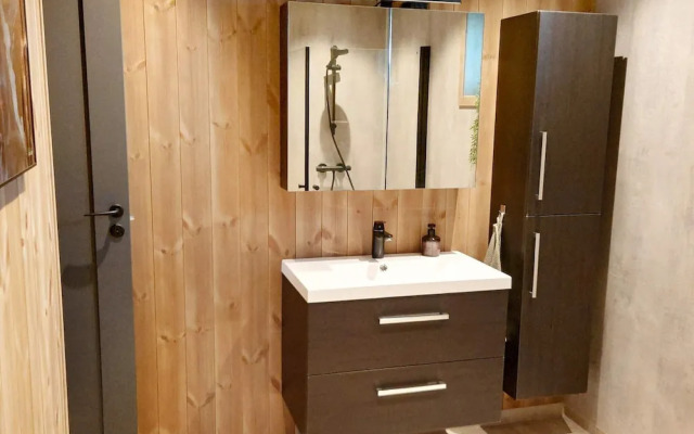 6 Person Holiday Home in Lindas