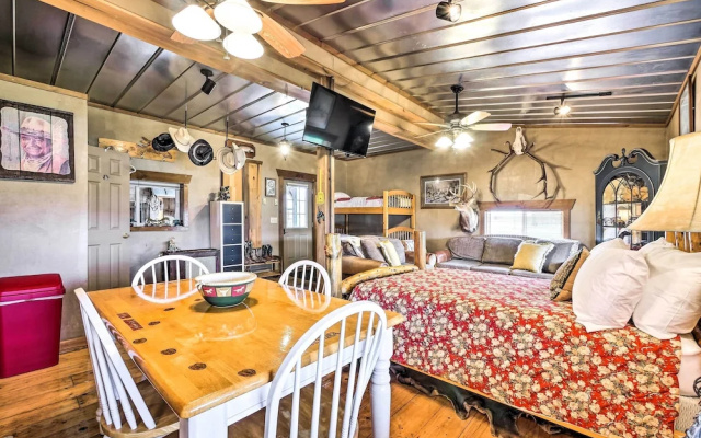 Renovated Bunkhouse on 12-acre Horse Farm!