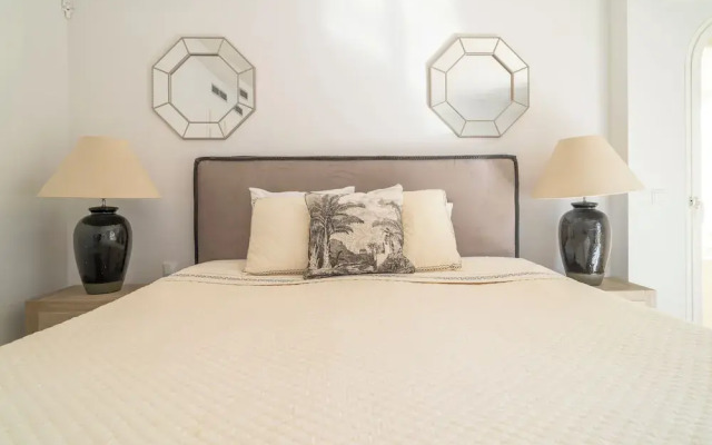 Sanders Beach - Stunning Villa Near Puerto Banus