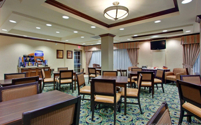 Holiday Inn Express & Suites Huntsville by IHG
