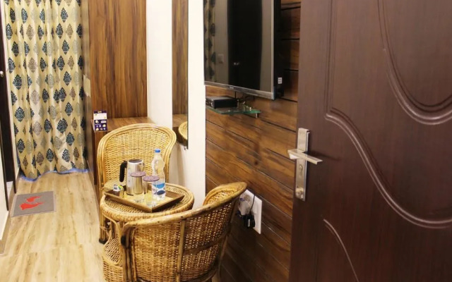 OYO 2749 Hotel Vedas