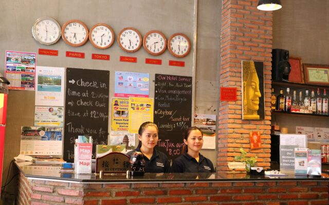 Best Central Point Hotel