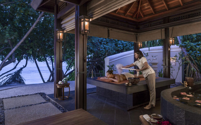 Shangri-La Villingili Resort